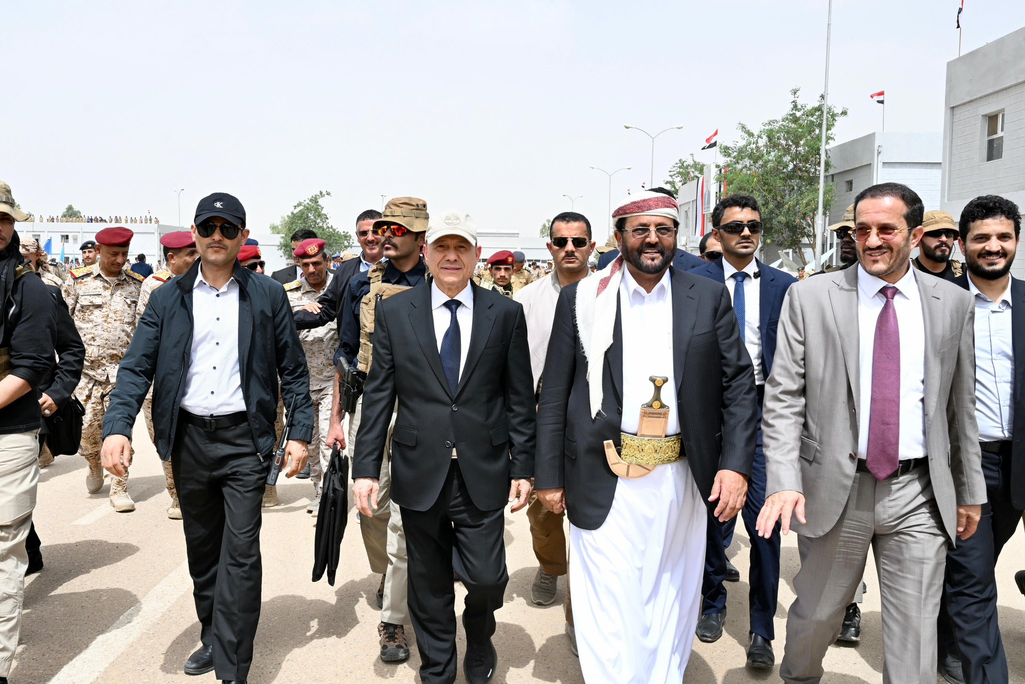 الأرياني. الرئيس رشاد العليمي يتفقد مأرب وسط حشد جماهيري 2 IMG ٢٠٢٤٠٤٢٩ ٢٣١٨١٦