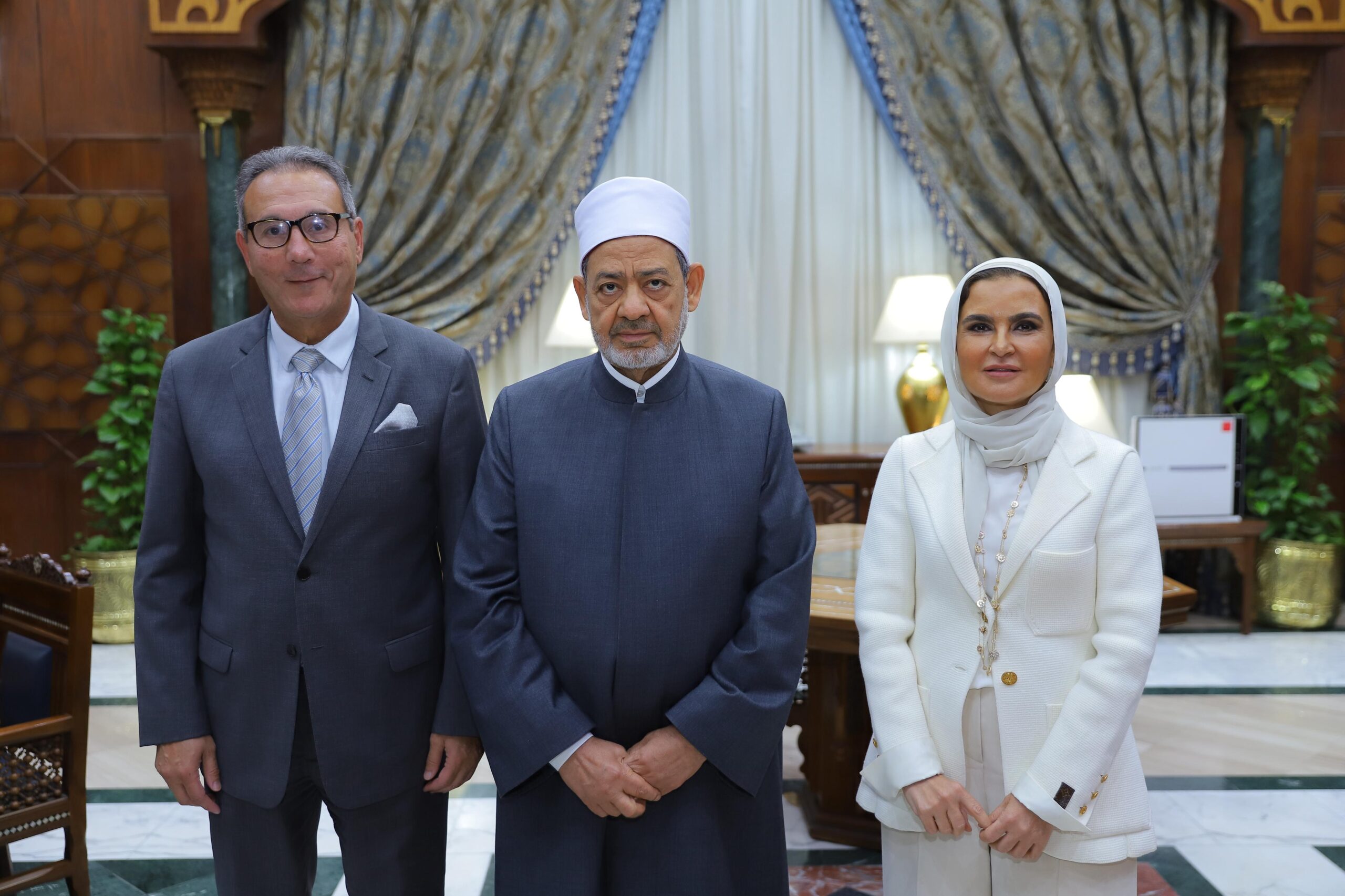 فضيلة الإمام الأكبر يشهد توقيع بروتوكول تعاون بين بنك مصر و بيت الزكاة والصدقات 5 IMG 20240612 WA0006 scaled